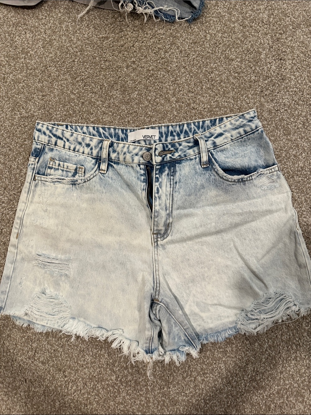 VERVET BY FLYING MONKEY Light Blue Acid Wash Frayed Hem Jean Shorts